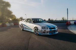 Jízda na polygonu v legendě Nissan Skyline - foto 02