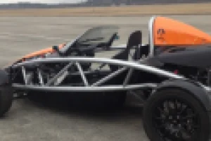 Jízda v Ariel Atom na okruhu - foto 01
