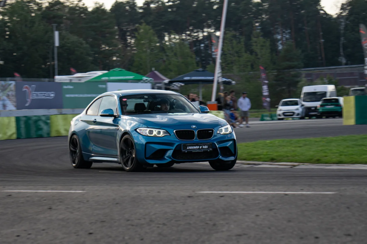 Jízda v BMW M2 F87 Beroun - foto 03