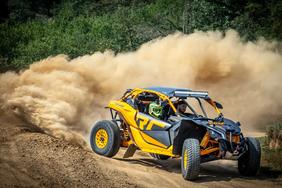Jízda v buggy CAN-AM Maverick X - foto 08