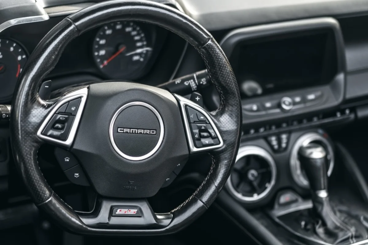 Jízda v Chevroletu Camaro 2020 6.2 SS Cabrio - foto 07