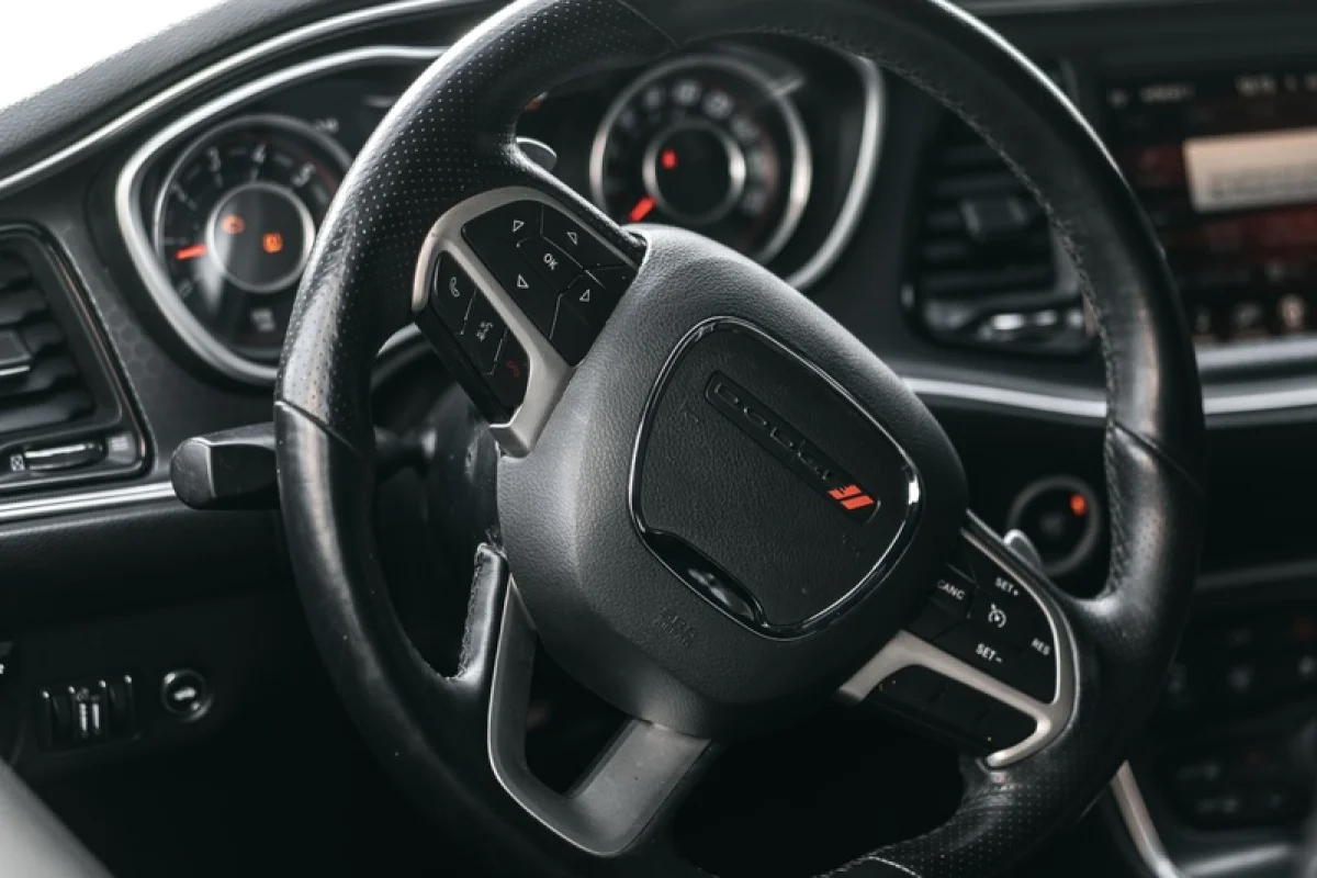 Jízda v Dodge Challenger 2015 Scat Pack - foto 07