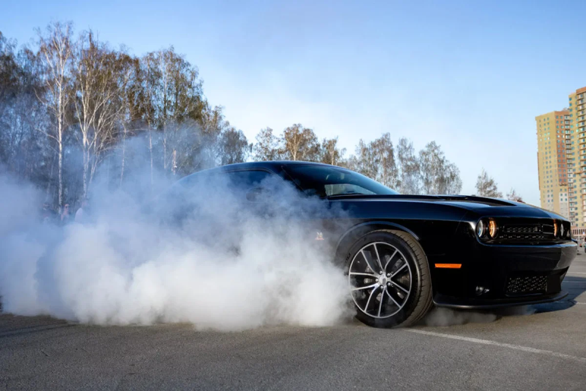 Jízda v Dodge Challenger R/T 5.7 V8 - foto 01