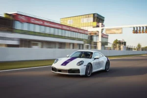 Jízda v Porsche 911 Carrera 4S na okruhu - foto 02