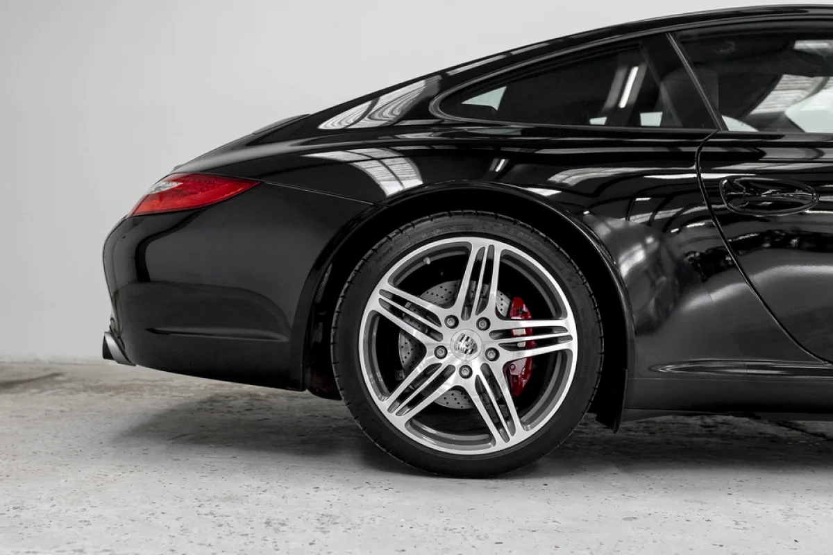 Jízda v Porsche 911 Carrera 997 v Praze - foto 05