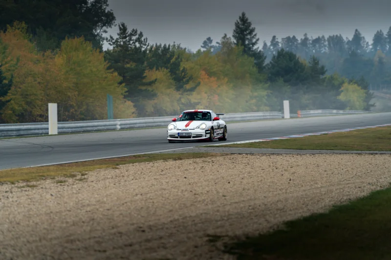 Jízda v Porsche 911 na Masarykově okruhu v Brně: Vyberte si z 5 modelů Porsche a zažijte jízdu snů! - foto 03