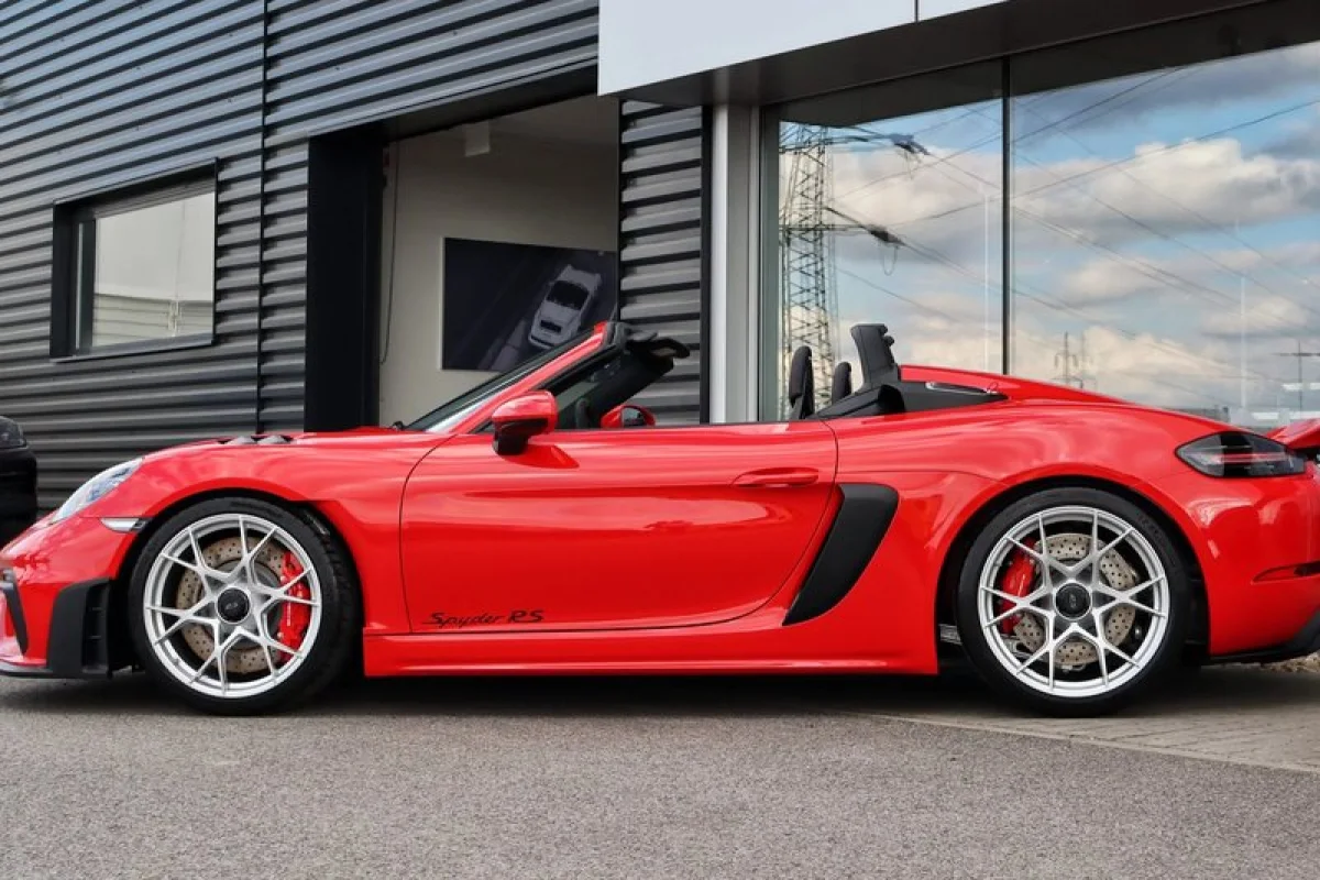 Jízda v Porsche na okruhu - foto 03