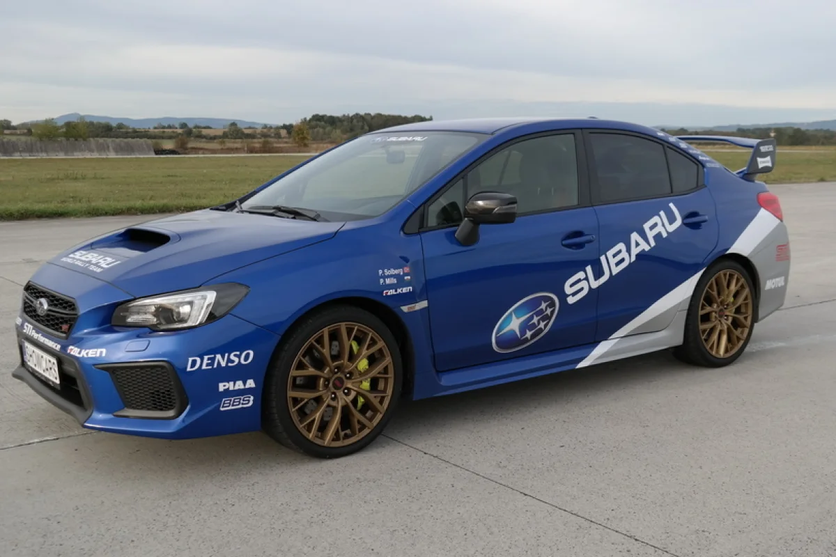 Jízda v Subaru Impreza WRX STI na velkém závodním Masarykově okruhu Brno - foto 02
