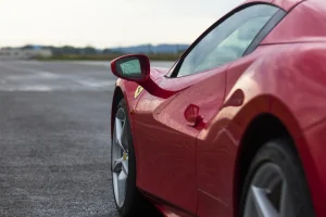 Jízda ve Ferrari 488 Spider na okruhu - foto 01