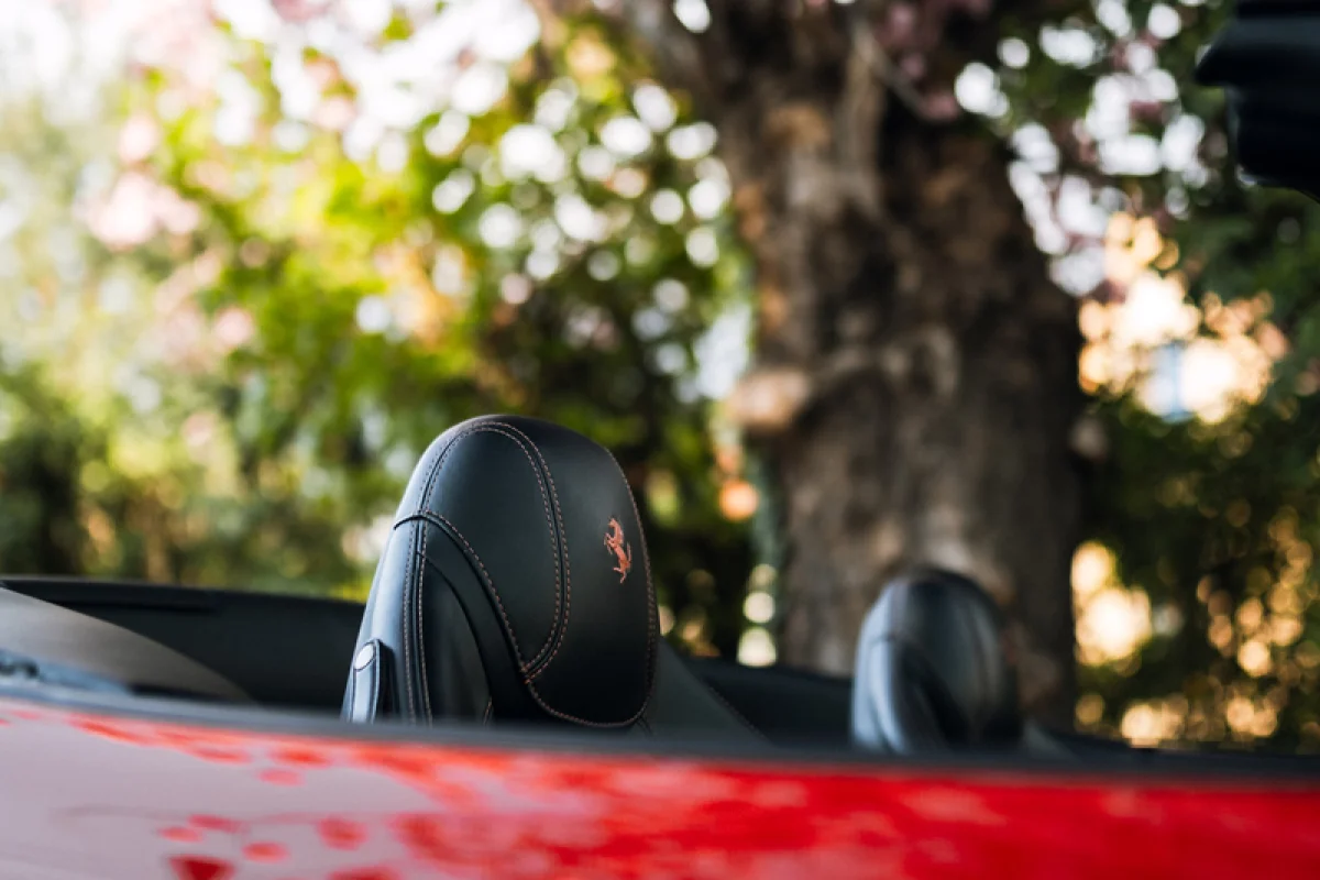 Jízda ve Ferrari California T na Moravě - foto 03
