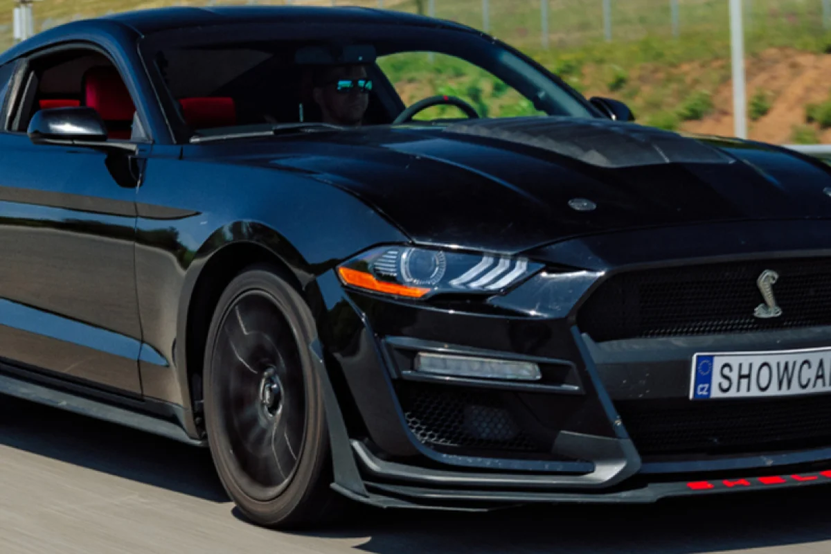 Jízda ve Ford Mustang GT 5.0 V8 na Masarykově okruhu - foto 03