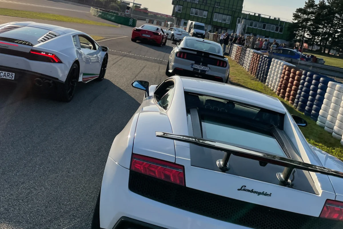 Jízda ve vlastním voze na polygonu Autodromu Brno - foto 04