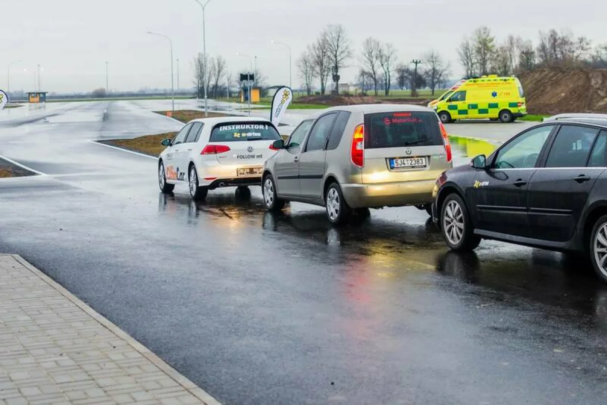 Kurz bezpečné jízdy s odpočtem bodů - foto 07