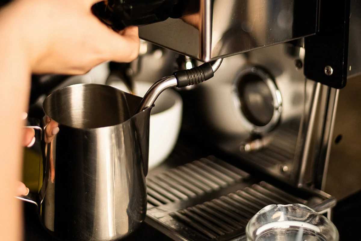 Kurz přípravy kávy espresso a cappuccino Laura Coffee v Ostravě - foto 04