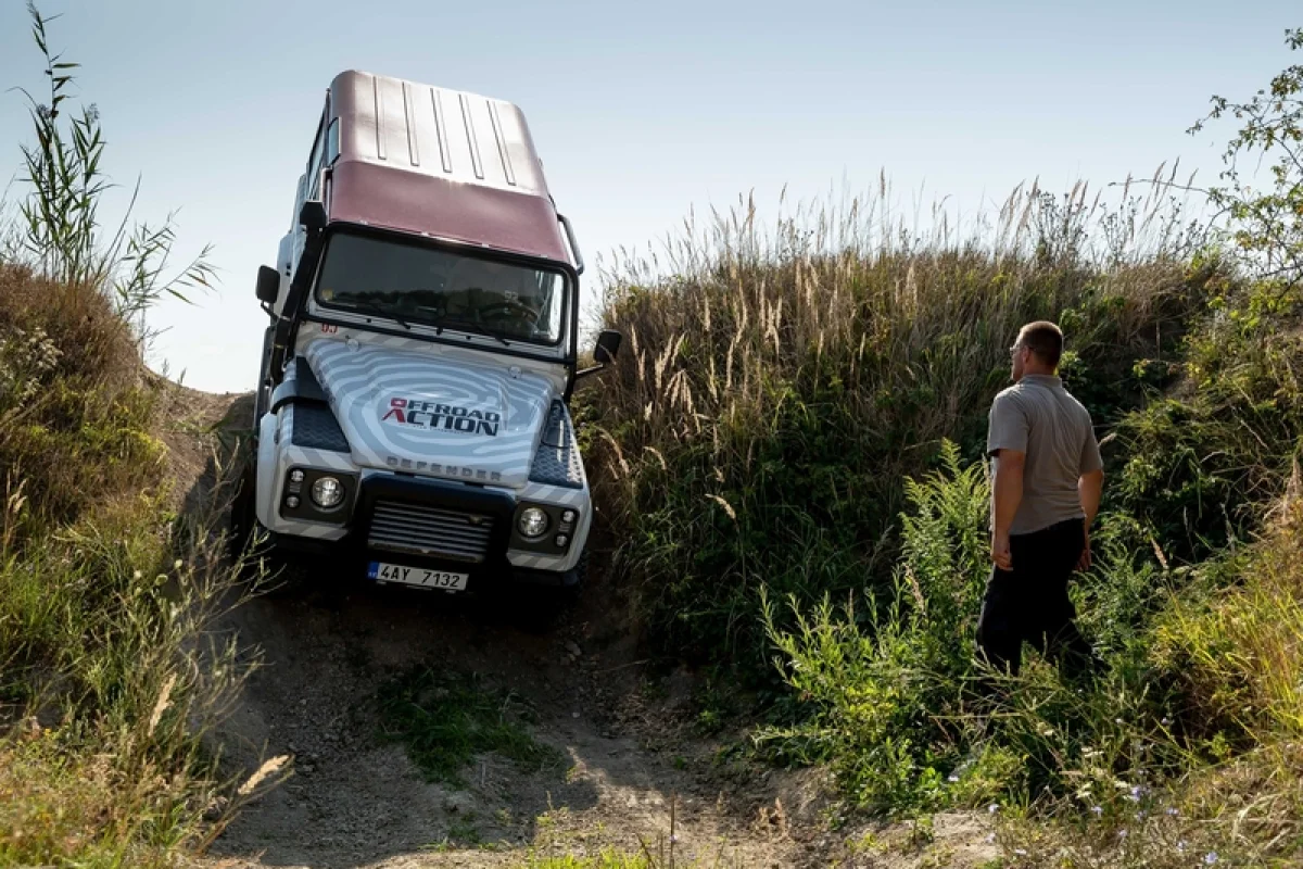 Land Rover off-road - celodenní trénink - foto 10