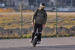 Lekce jízdy na elektrické jednokolce - foto 01