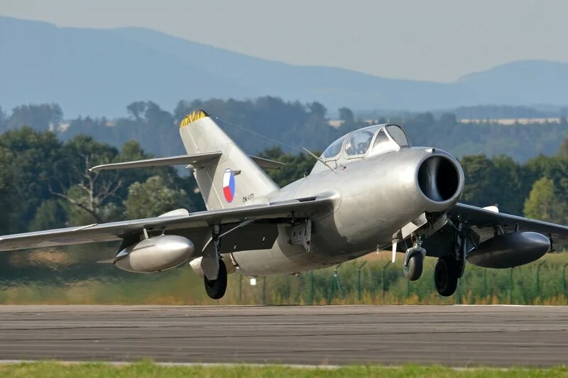 Let unikátní českou stíhačkou MiG-15: Hradec Králové - foto 03