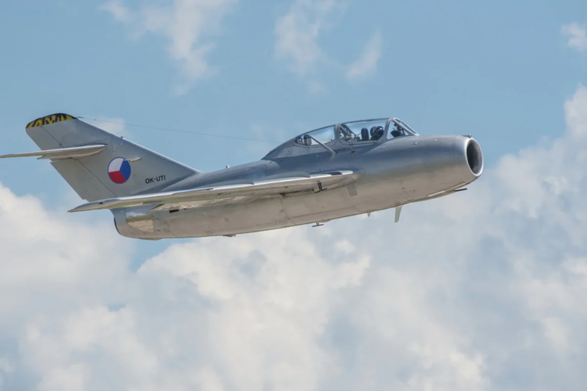 Let unikátní českou stíhačkou MiG-15: Hradec Králové - foto 04