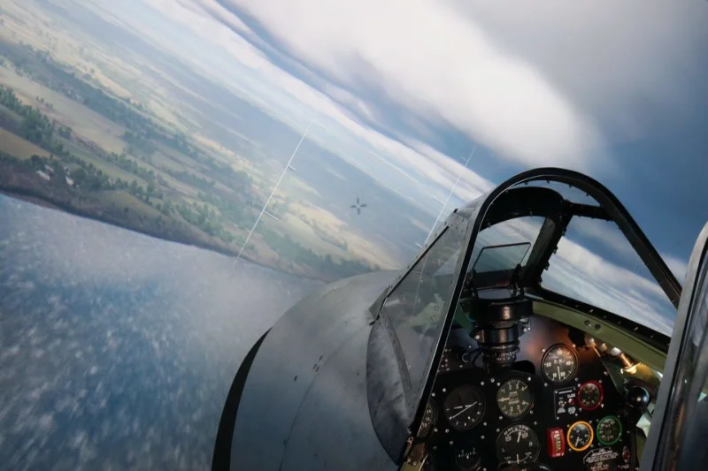 Letecký bojový simulátor Spitfire Mk.IX v Praze - foto 03