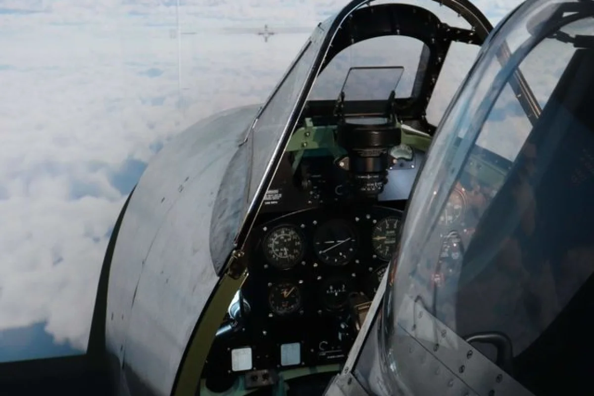 Letecký bojový simulátor Spitfire Mk.IX v Praze - foto 05