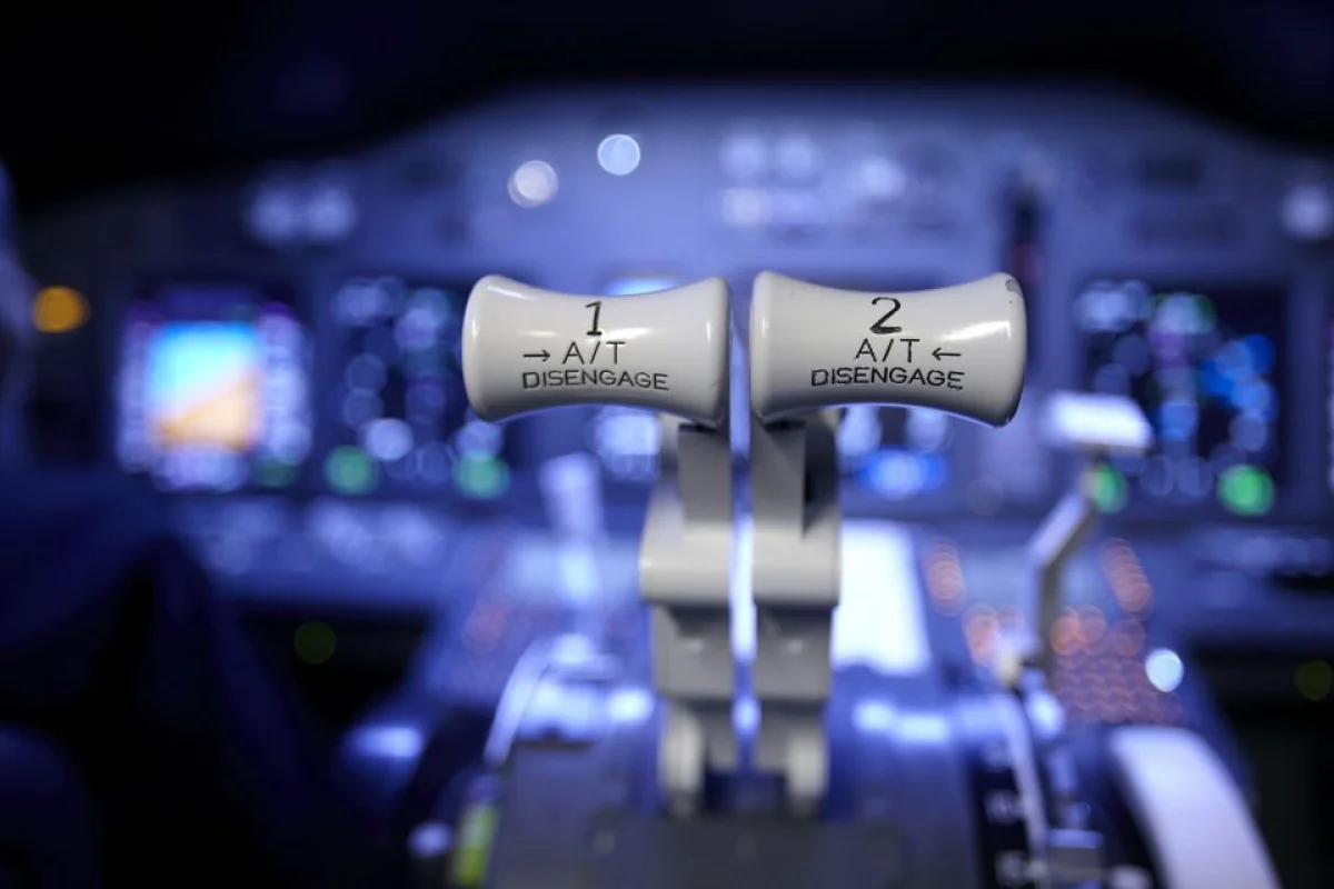 Letecký trenažér Boeing 737 - foto 04