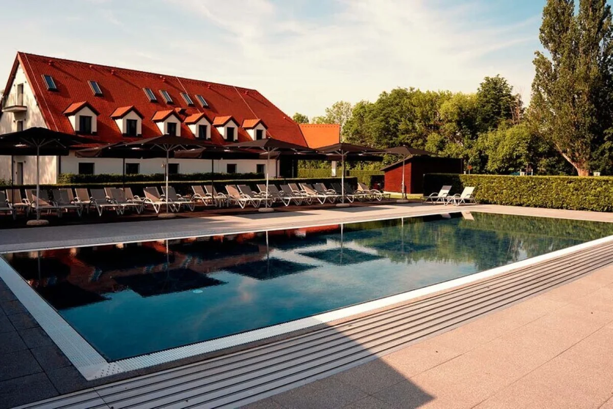 Luxusní pobyt s wellness v hotelovém resortu Chateau de Frontiere v Lednicko-valtickém areálu pro 2 osoby - foto 05