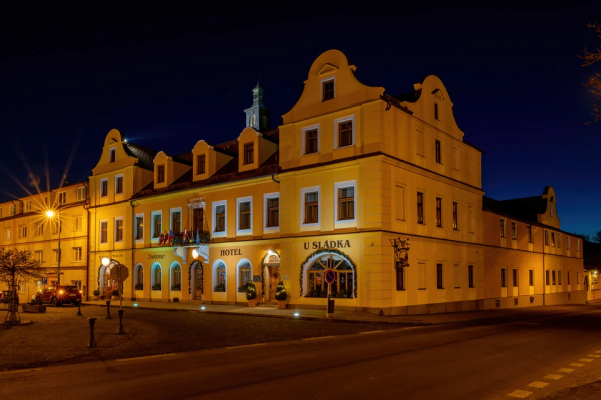 Luxusní pobyt v pivních lázních Chodovar na 3 noci s masáží a neomezeným wellness včetně polopenze - foto 02