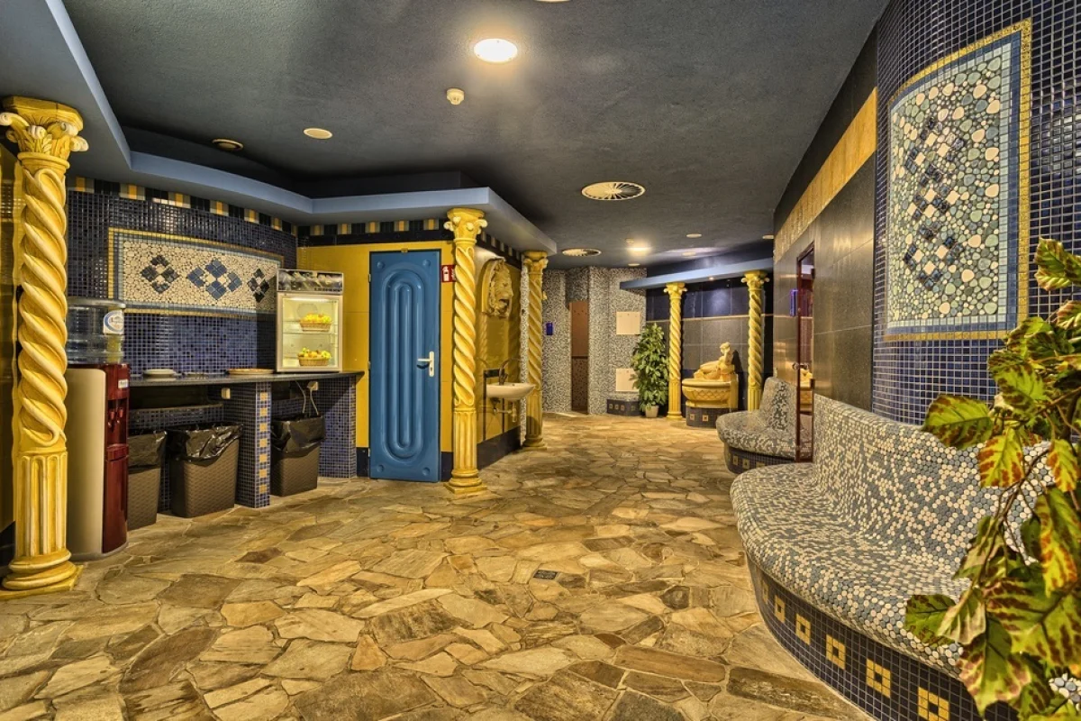 Luxusní pobyt ve Wellness Hotelu Babylon**** pro 2 osoby - foto 03