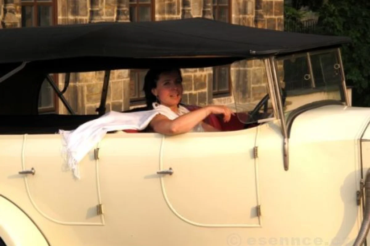 Luxusní Rolls Royce pro dva - foto 02