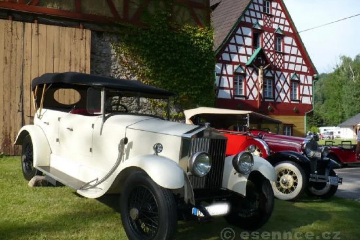 Luxusní Rolls Royce pro dva - foto 04