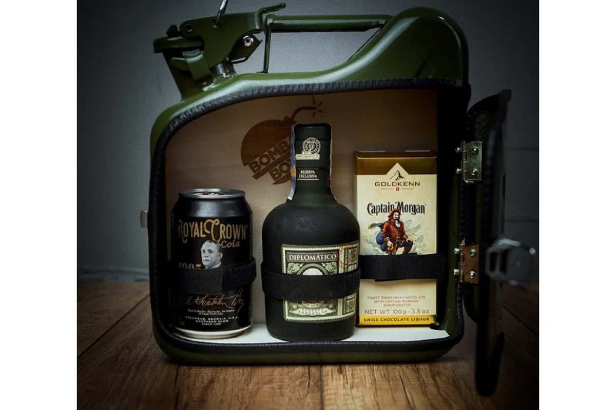 Mini kanystr bar s rumem Diplomatico Celá ČR - foto 01
