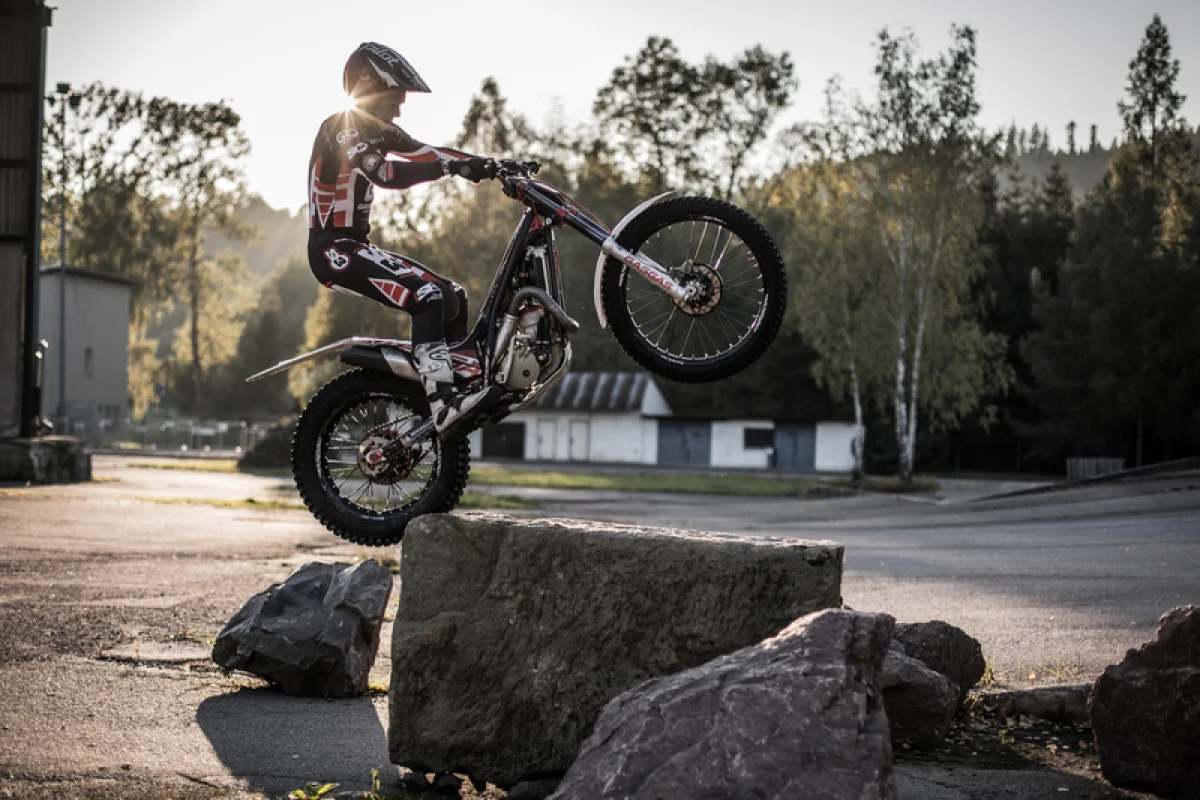 Motorky na trialové trati s mistrem ČR: Pardubický kraj - foto 08