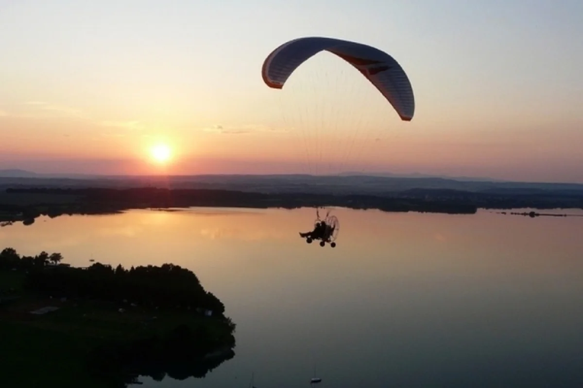 Motorový paragliding - foto 03