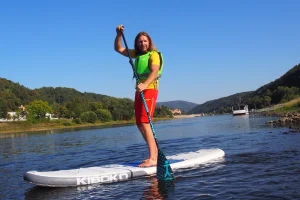 Na paddleboardu a koloběžce Českým Švýcarskem - foto 01