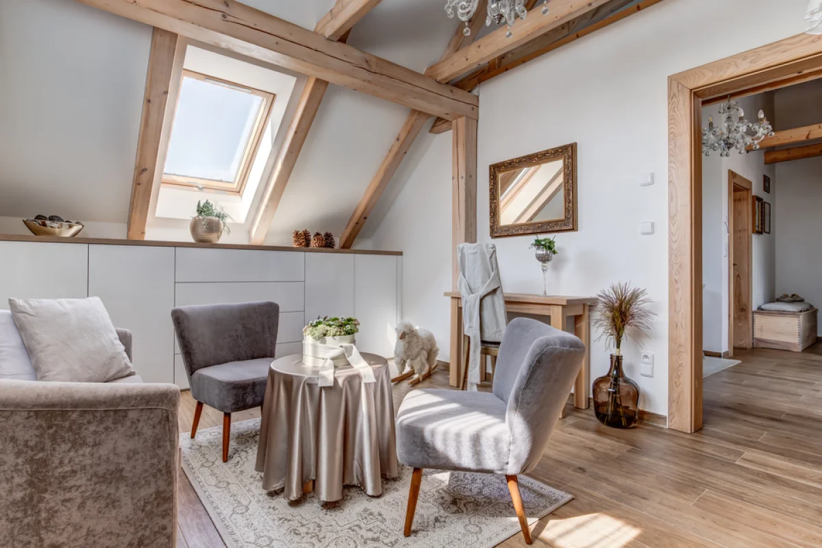 Nádherné ubytování v luxusním apartmánu Biokolna***** v Českém ráji s privátním wellness včetně masáže - foto 04