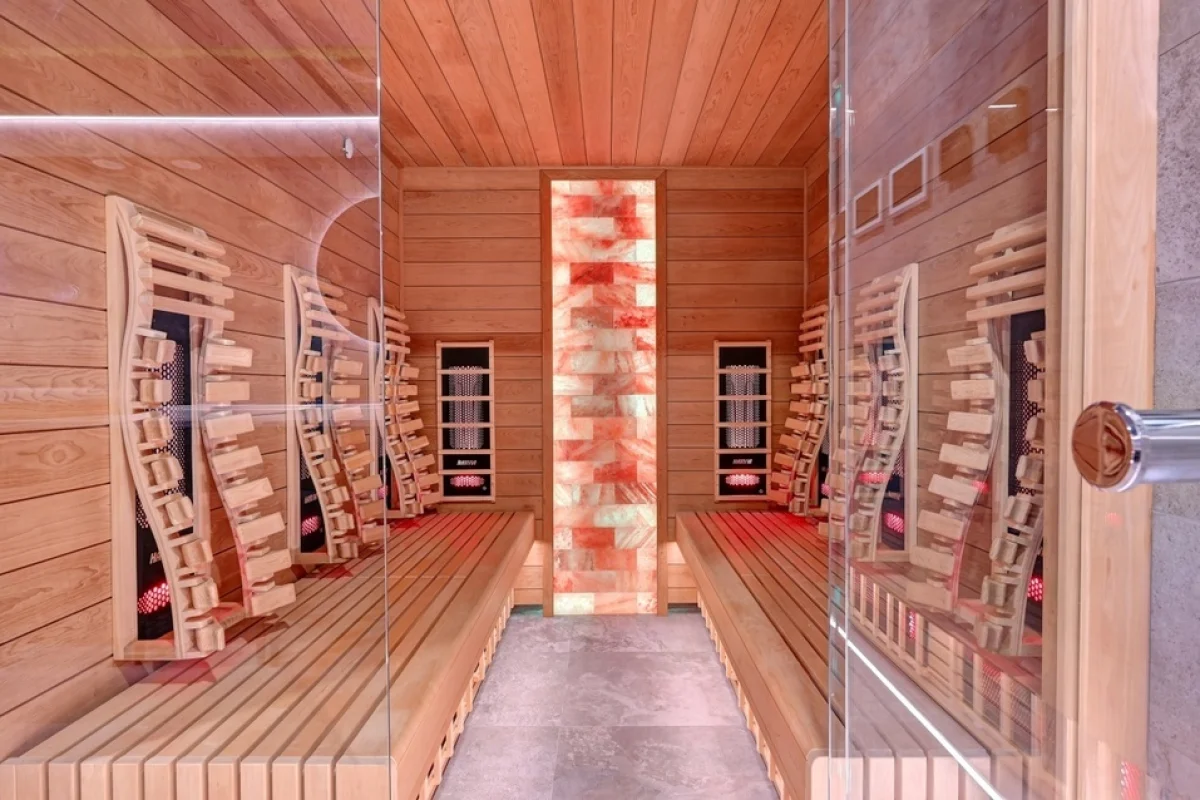 Nezapomenutelná noc v soukromém wellness hotelu Fénix pro dva - foto 05