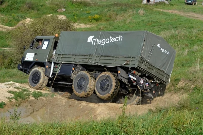 Offroad jízda legendární Tatrou 815: Ostrava - foto 04