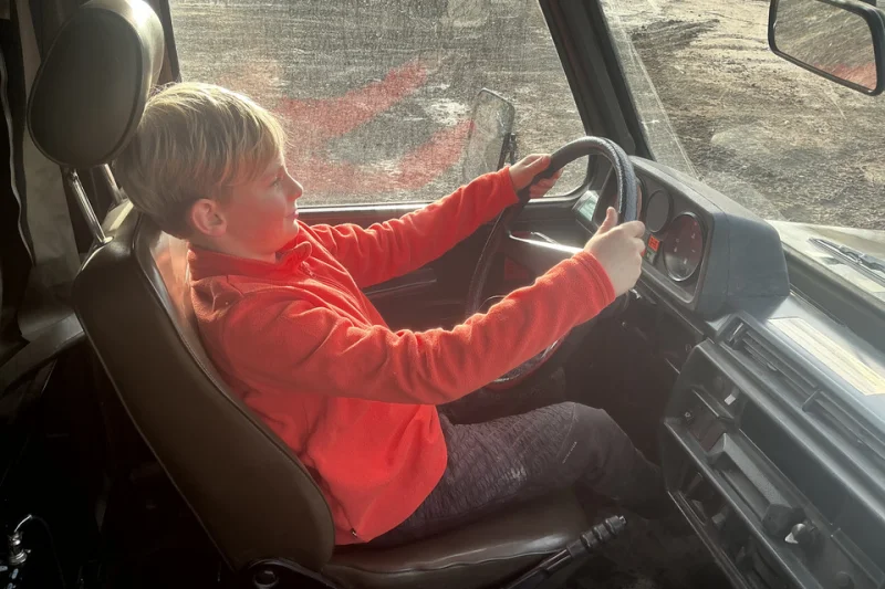 Offroad jízda pro děti - řízení na uzavřené offroadové trati v Milovicích - foto 02