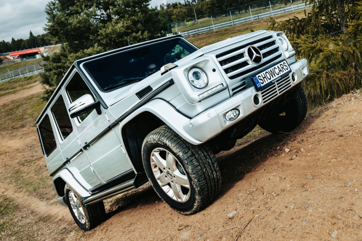 Offroad jízda v Mercedes Benz G na uzavřeném polygonu Autodromu Most - foto 04
