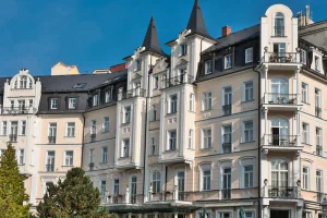 Omlazující pobyt s neomezeným wellness pro dva v Mariánských Lázních - foto 02