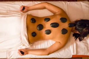 Pánský relaxační balíček - masáž nohou, zad i pedikúra - foto 02