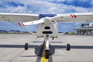 Pilotem letadla na zkoušku: Přistání na letišti Václava Havla - foto 01