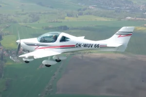 Pilotem na zkoušku sportovního motorového letounu Příbram - foto 01