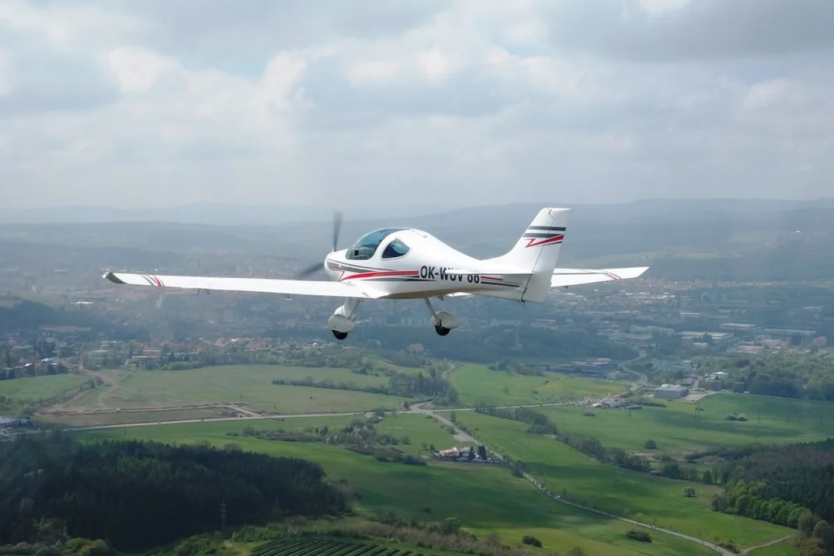 Pilotem na zkoušku sportovního motorového letounu Příbram - foto 04