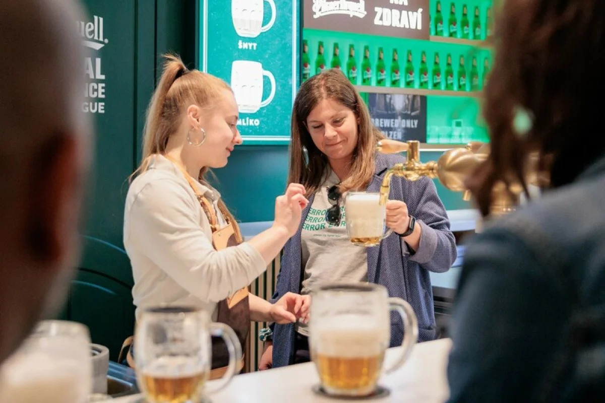 Pilsner Urquell Experience: Prohlídka + škola čepování v Praze - foto 09