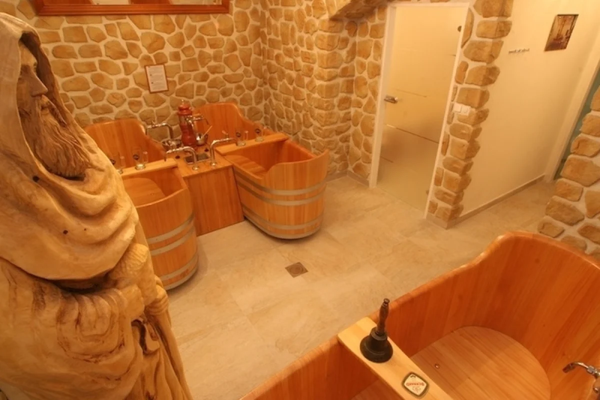 Pivní koupel s neomezenou konzumací piva Bernard - foto 04