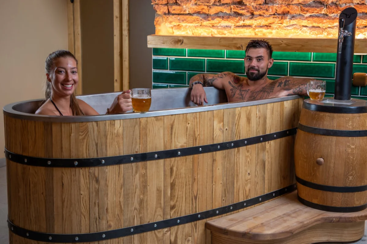 Pivní lázně s degustačním menu v Pivovaru Zlatá kráva - foto 04