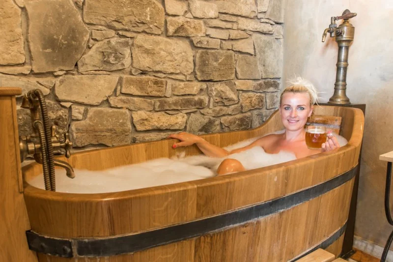 Pivní lázně Štramberk (pivní lázeň + relaxace + pivo zdarma) - foto 03