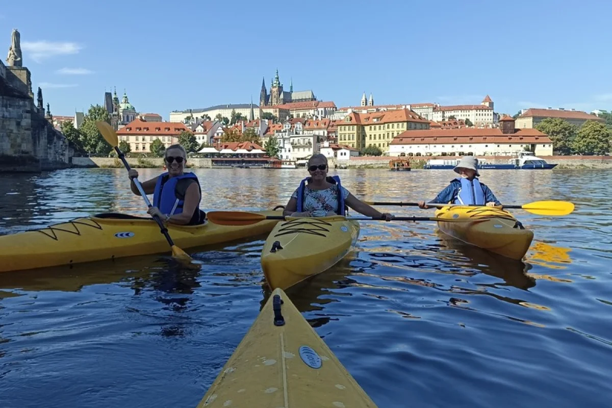 Plavba v seakajaku na Vltavě s instruktorem - foto 04