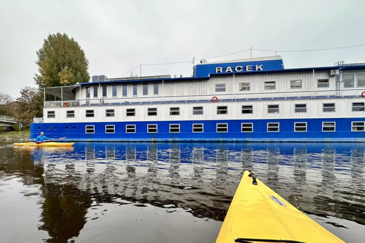 Plavba v seakajaku na Vltavě s instruktorem - foto 06